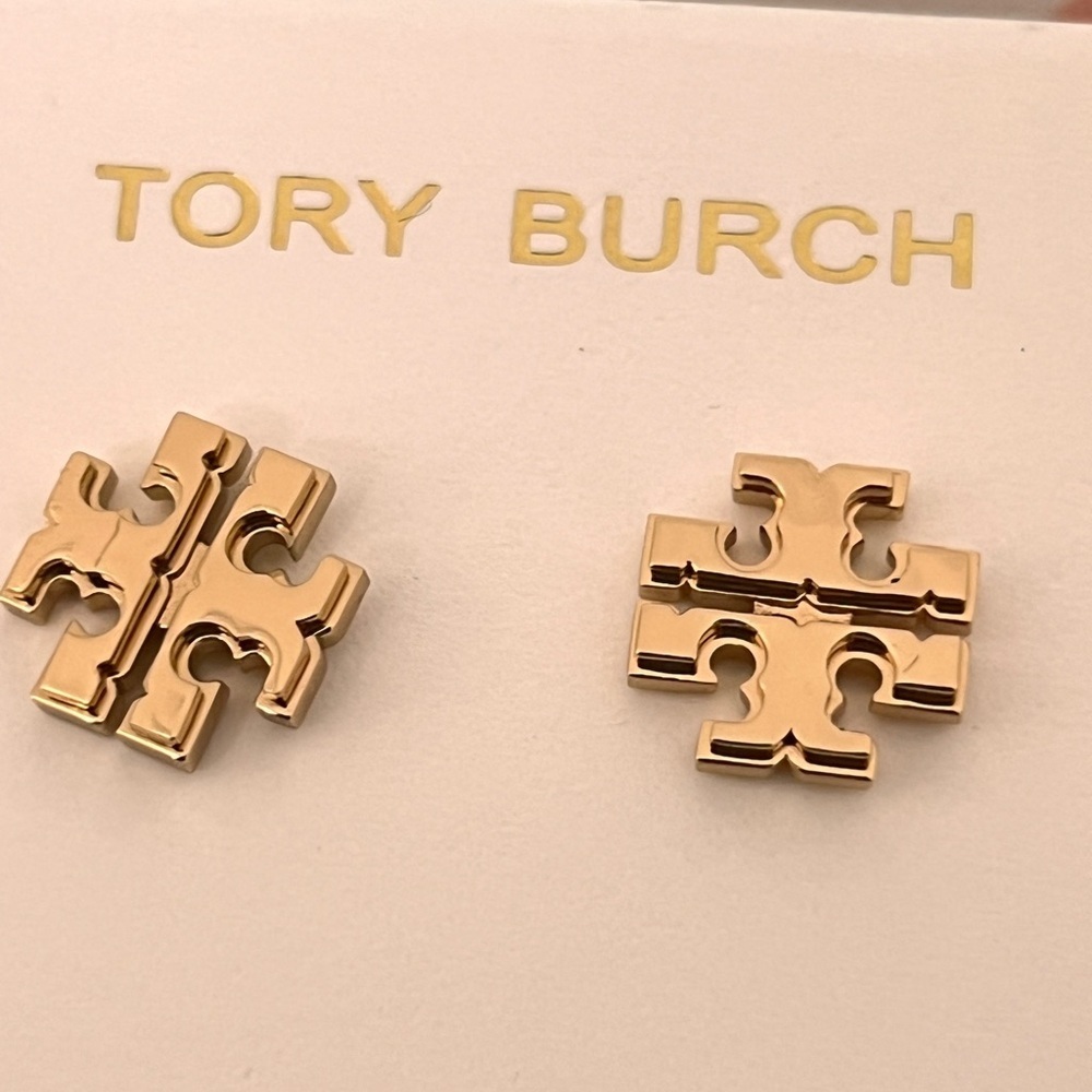 TORY BURCH• Small Logo Earrings - Picture 13 of 15